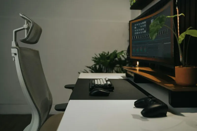 Silla gaming vs ergonómica: cuál elegir para trabajar